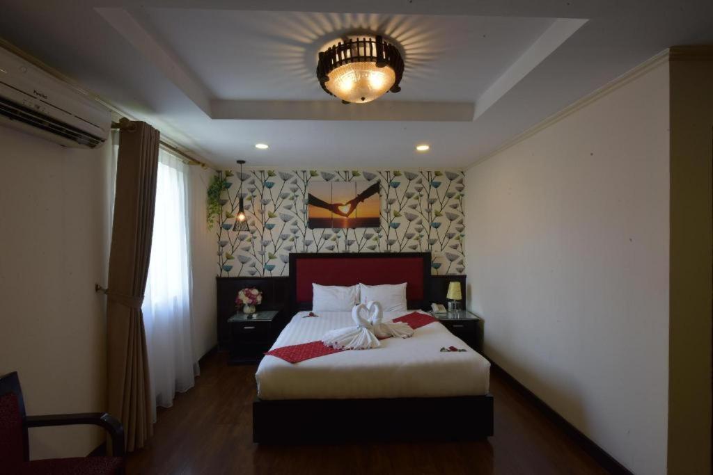 Helios Legend Hotel Ханой Екстериор снимка