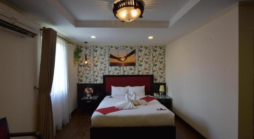 Helios Legend Hotel Ханой Екстериор снимка