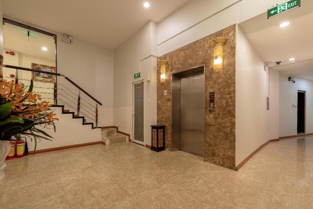 Helios Legend Hotel Ханой Екстериор снимка