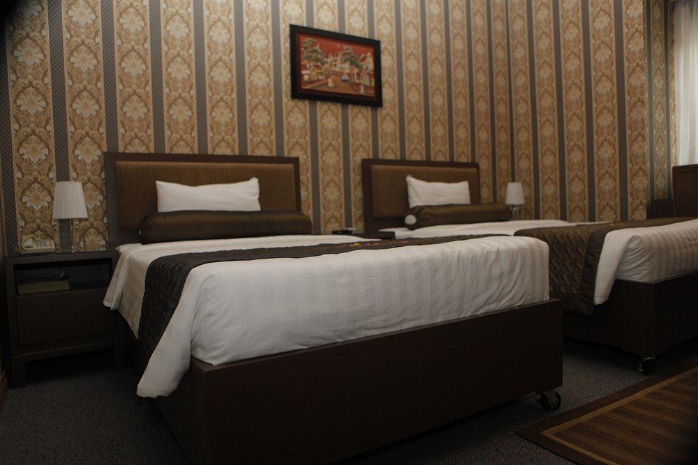 Helios Legend Hotel Ханой Екстериор снимка